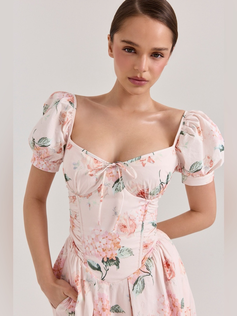 House of CB LULABELL Peach Floral Cotton Puff Sleeve Midi Dress NWT - Picture 2 of 9